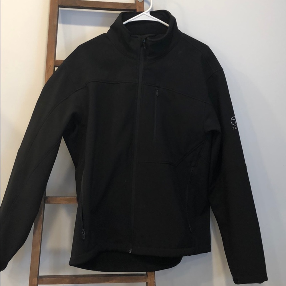 Tumi tech jacket (black)